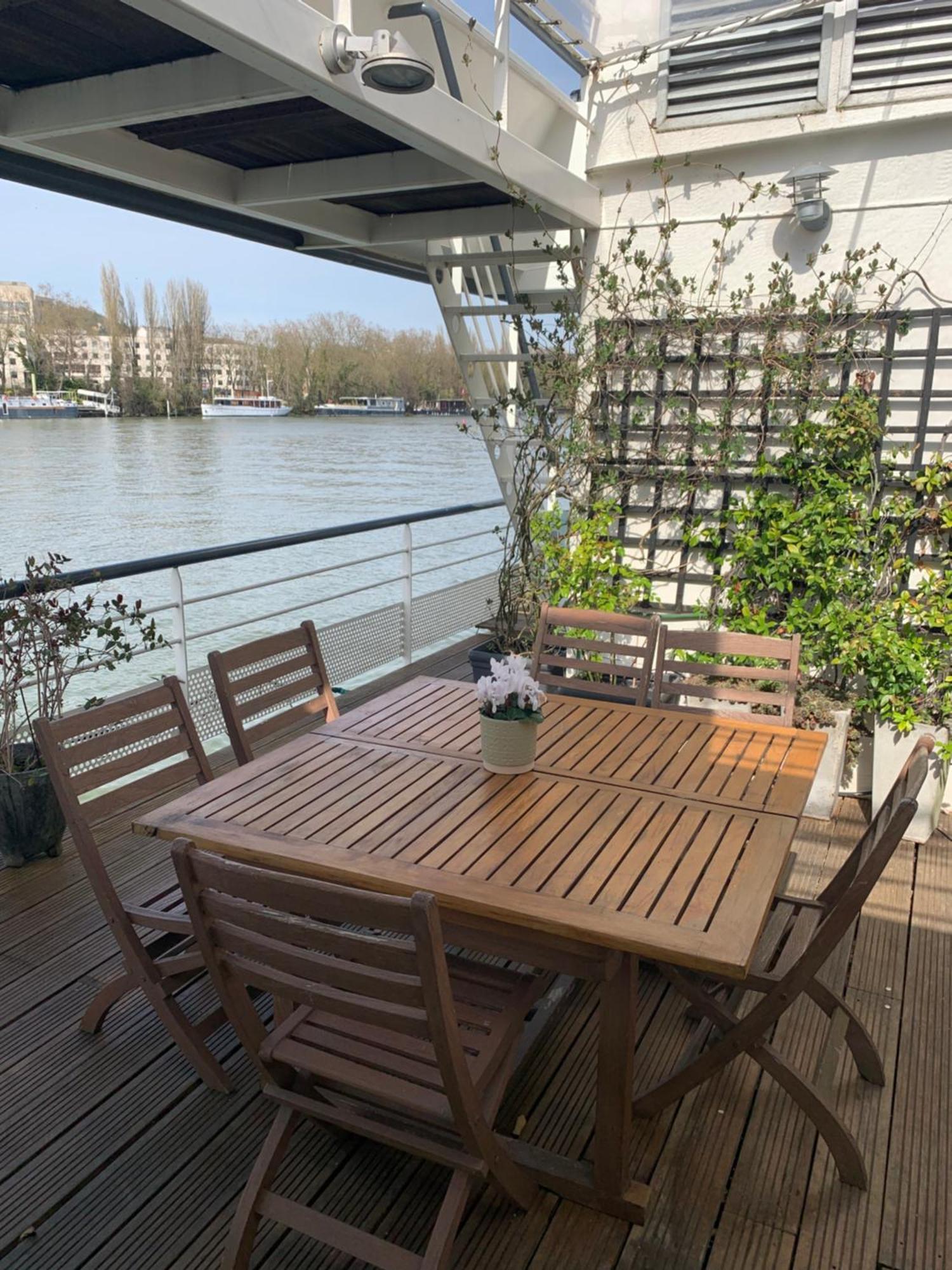 Apartament Loft Sur L'Eau Avec Parking Paryż Zewnętrze zdjęcie